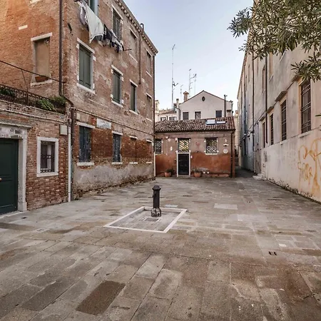 Apartment Guggenheim By Wonderful Italy